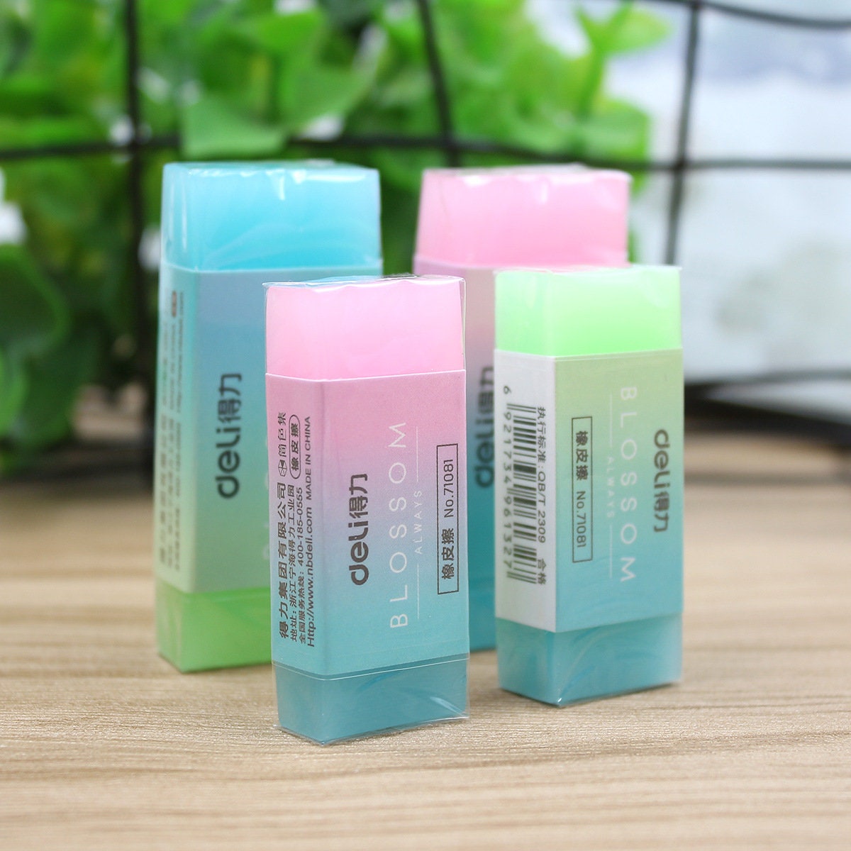 Deli Colourful Pencil Erasers